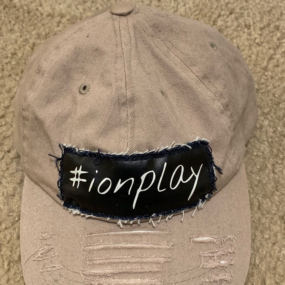 Custom made.. Never worn tan hat